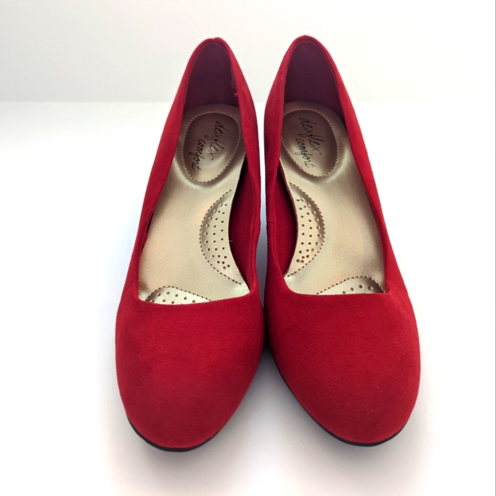 Red heels 8 1/2